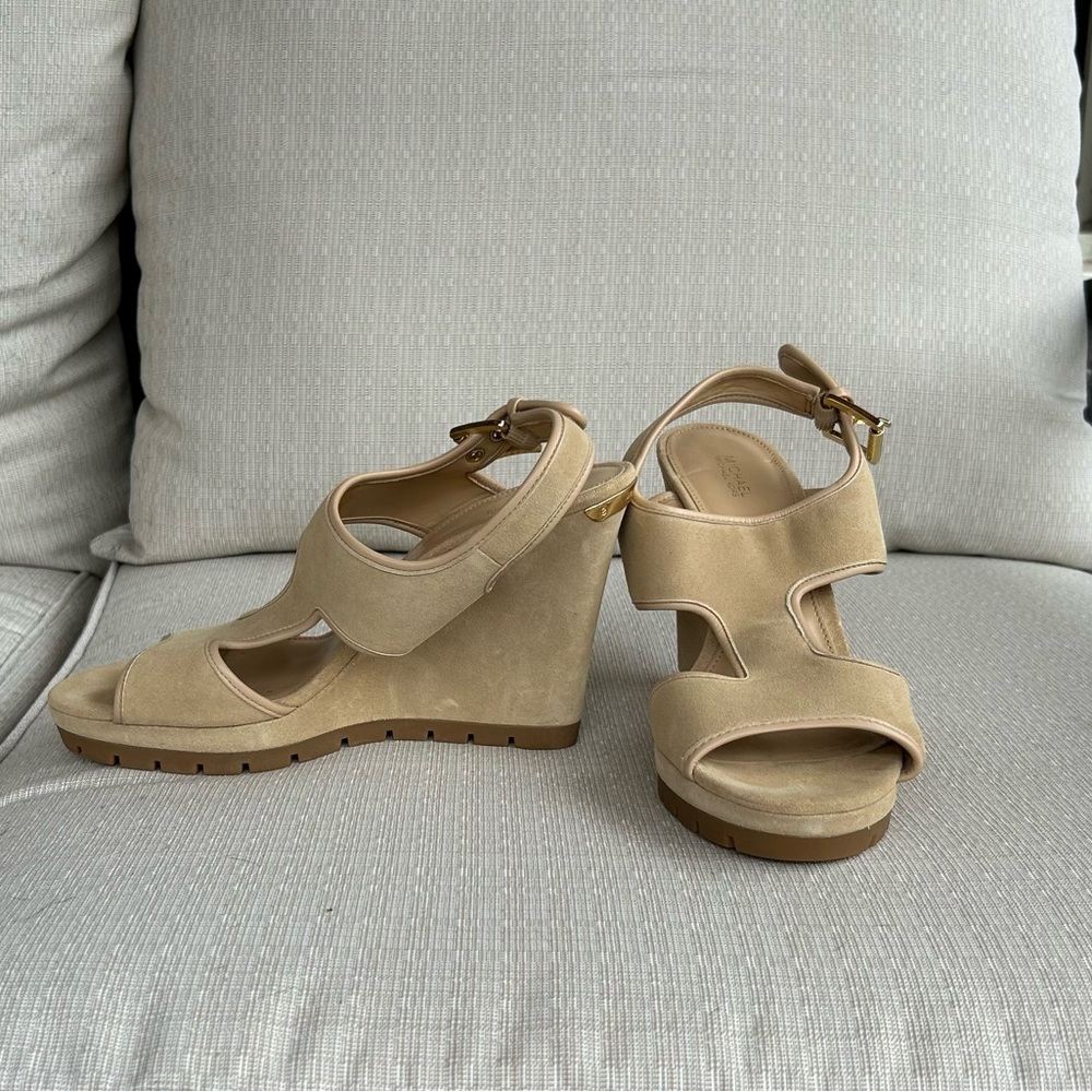 Michael Kors Suede Sandals, size 10